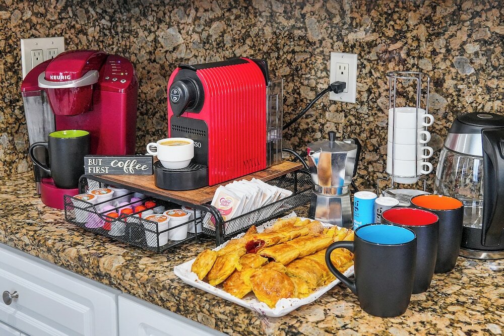 Фото 4 to 23 Guests GameRoom 2 Kitchens Bar BBQ