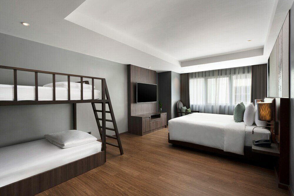 Фото Novotel Living Bangkok Sukhumvit Legacy