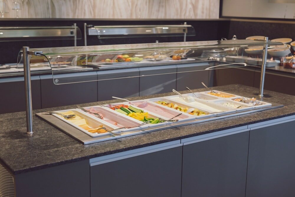 Фото Sporthotel Kurz