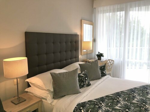 Гостиница Waterman Svpetrvs Resort