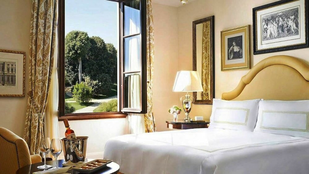 Фото Four Seasons Hotel Firenze