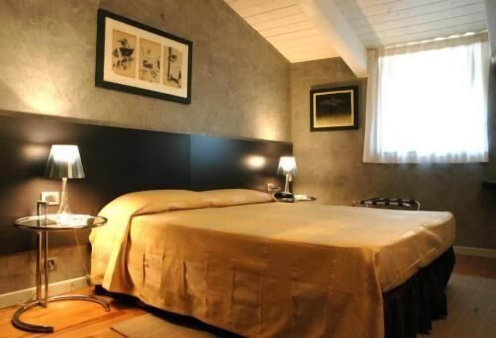 Фото Century Hotel