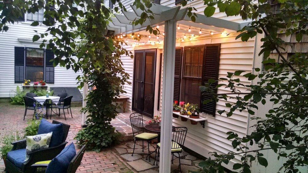 Фото Benjamin F. Packard House