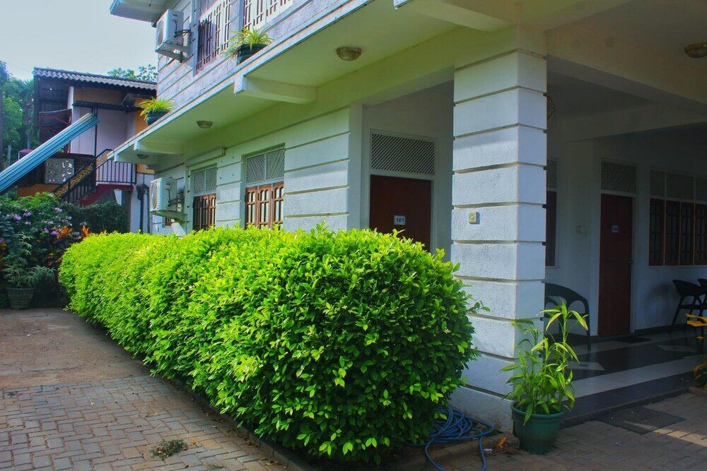 Фото Hotel senora kataragama