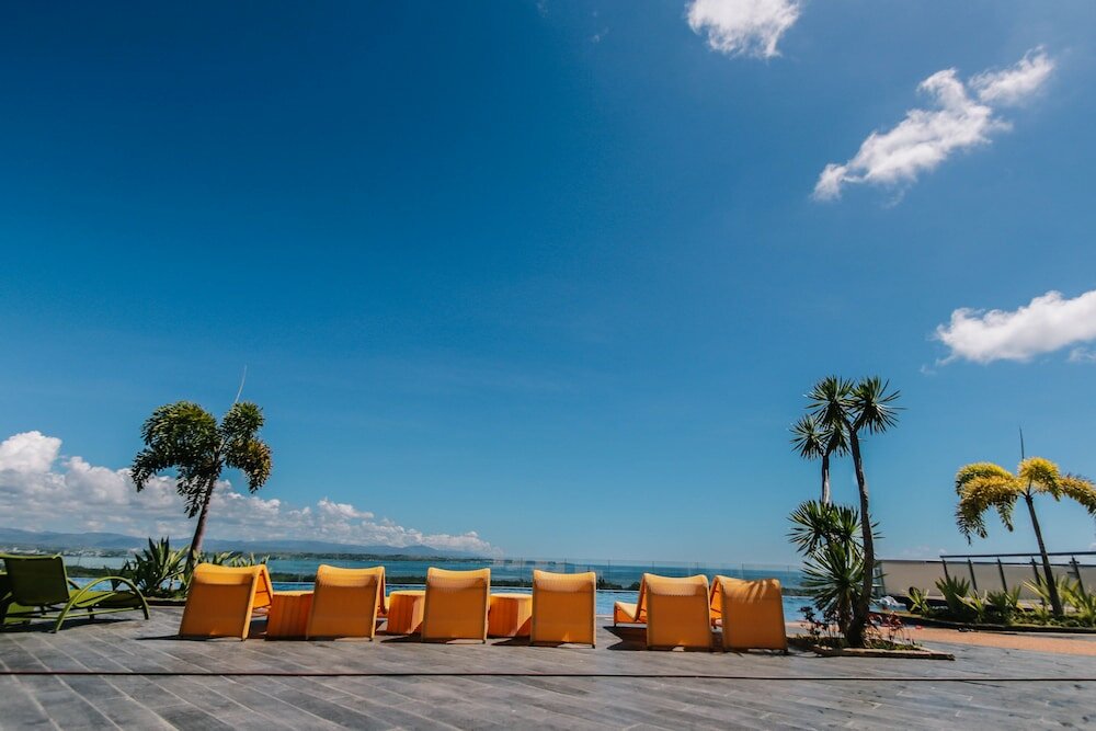 Фото Condo Apartment in Mactan Newtown