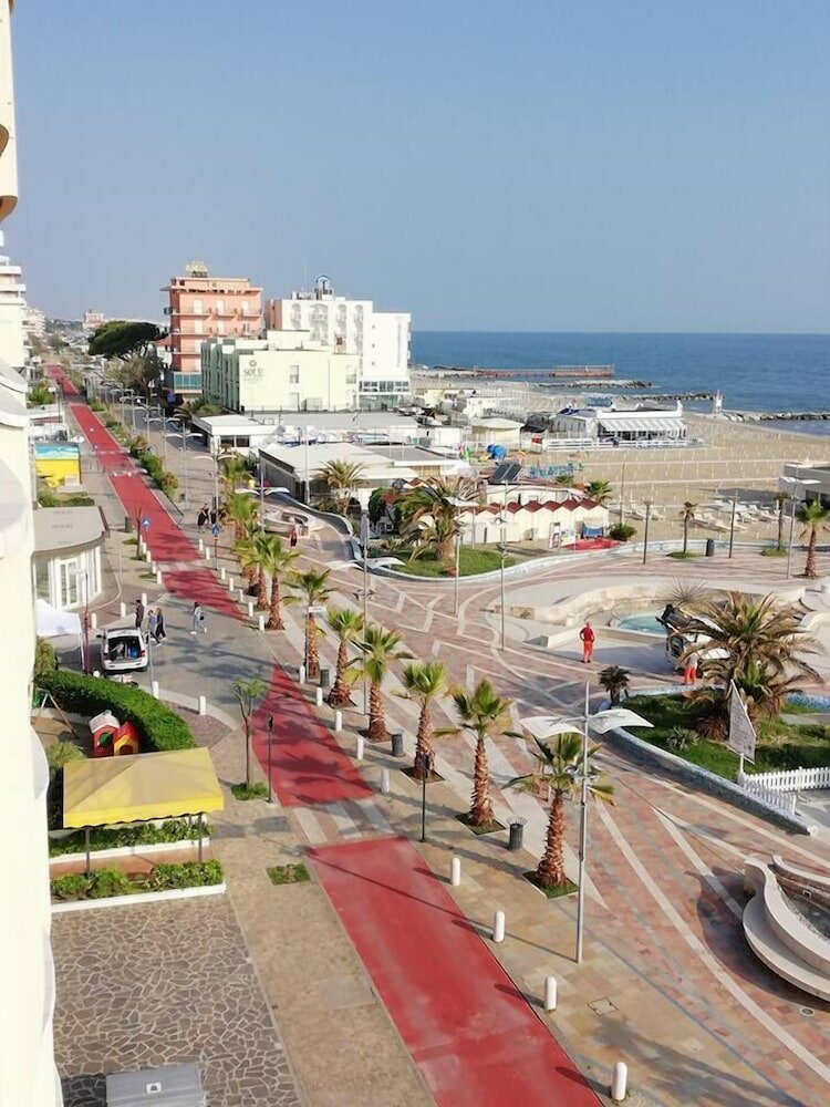 Фото Hotel Villa Rosa