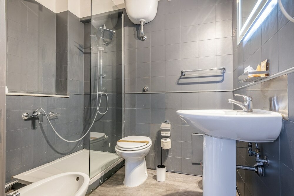 Фото Crossroad Hotel