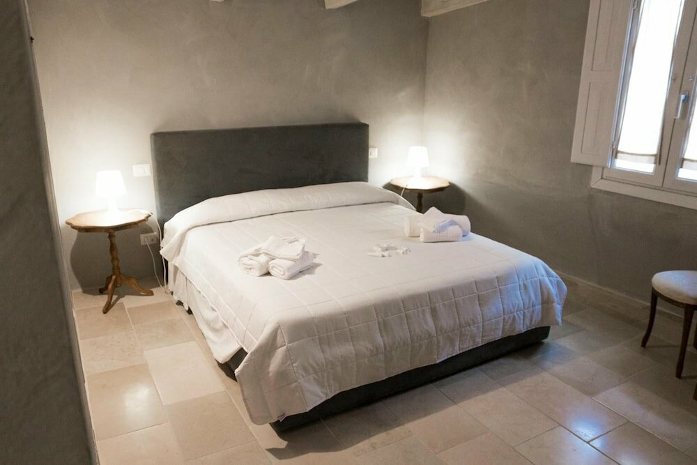 Hotel Graffiti B&b Apartments, Apulia, photo