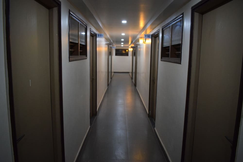 Фото Hotel Peacock