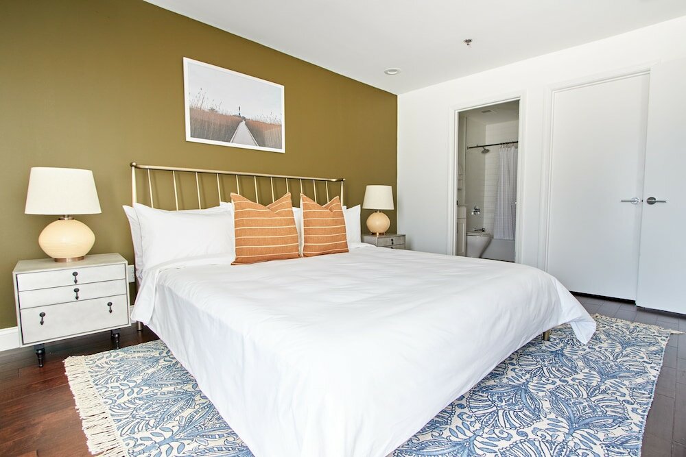 Фото Sonder Baltimore Place