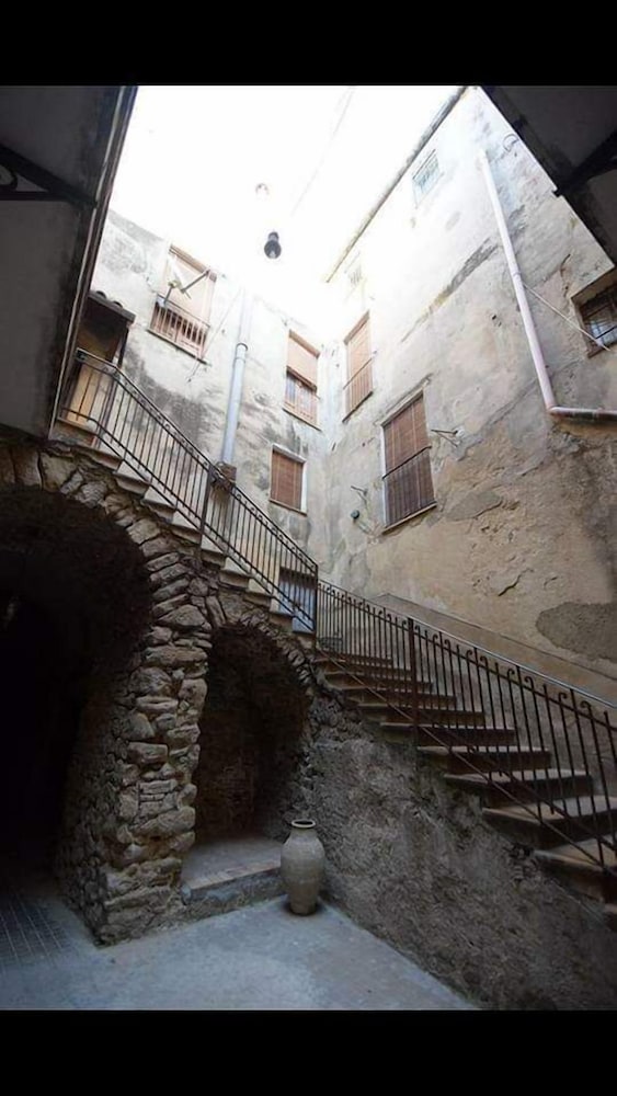 Фото Zù Mariu B&b