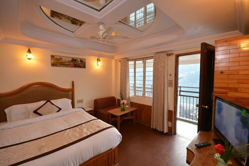 Гостиница Hotel Happy Home The Lake Paradise