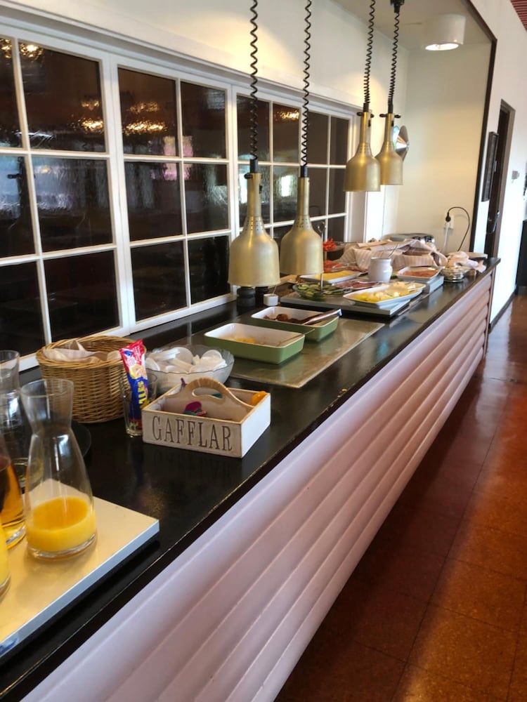 Фото Yxnerum Hotell