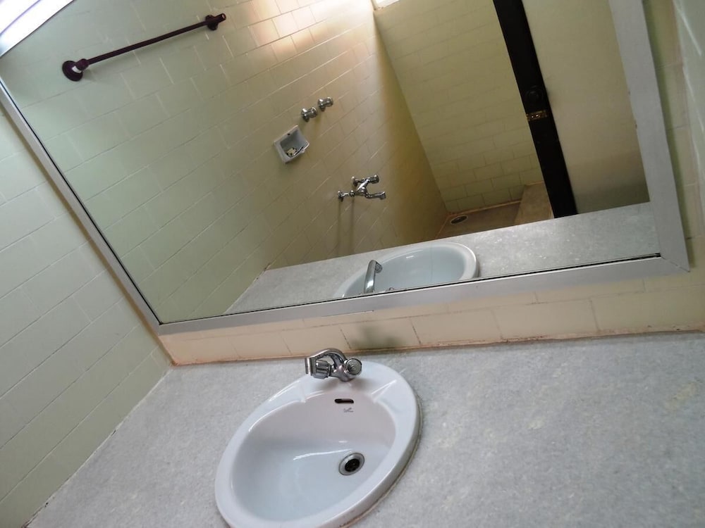 Фото Hotel Sivapriya