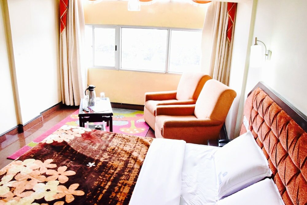 Фото Hotel Sivapriya