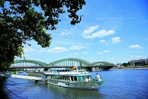 Crossgates Hotelship Hafen - Neuss