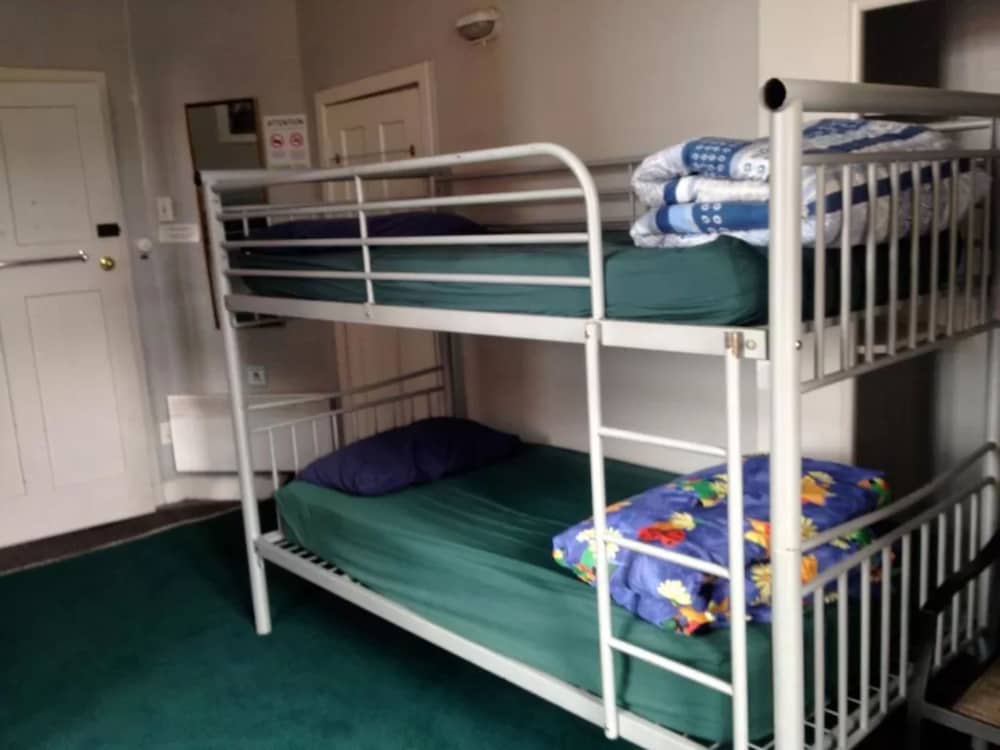 Фото Stafford Gables Hostel