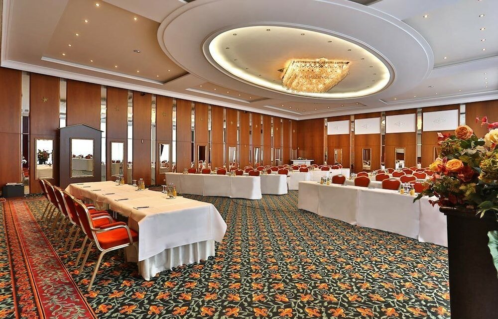 Фото Cliff Wellness Ferienwohnungen Ruegen