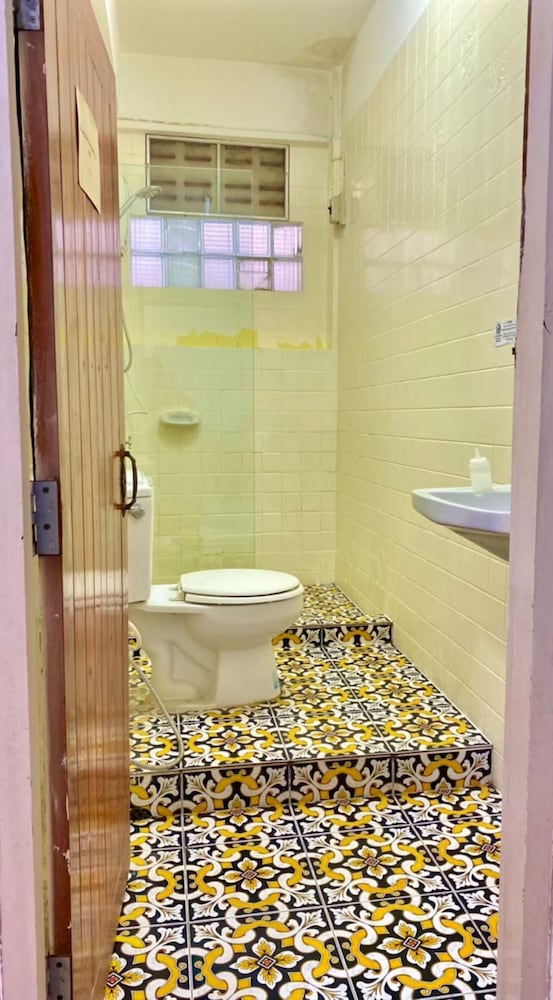 Фото No. 7 Guest House