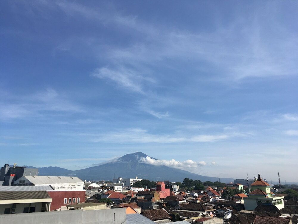 Фото The 1o1 Malang Oj