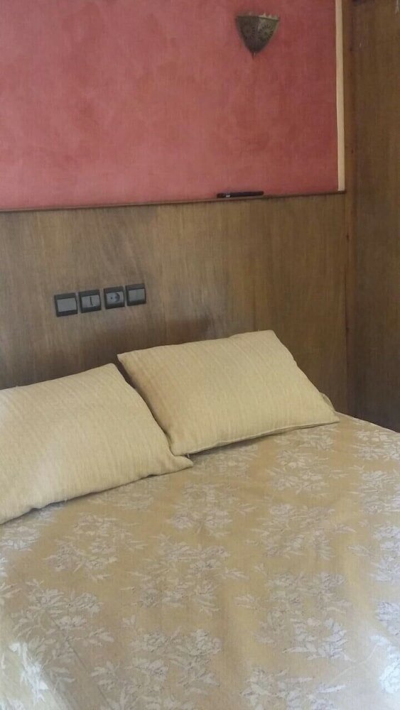 Фото Hôtel Farouk