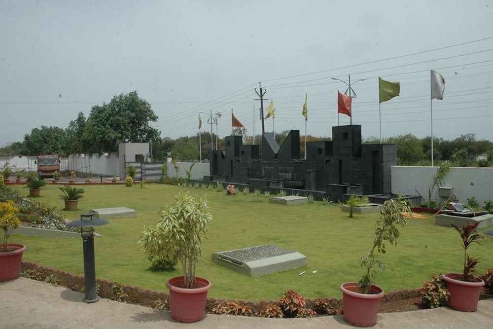 Фото Hotel Grand International