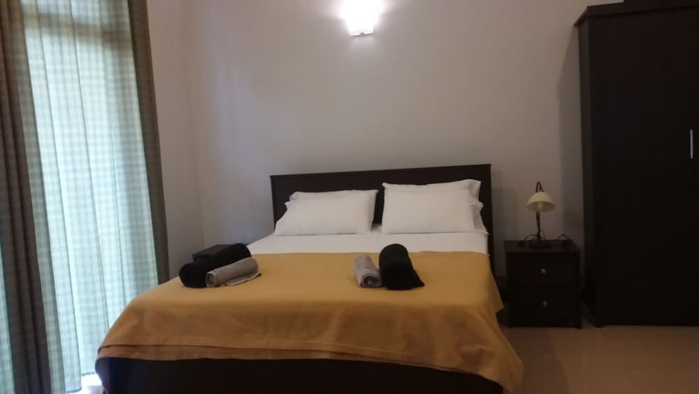 Фото Tj's Apartments