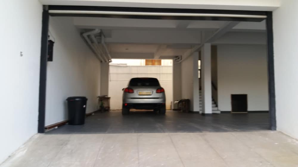 Фото Tj's Apartments