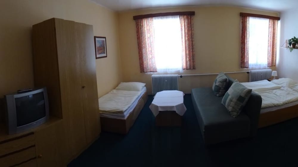 Фото Hotel Alfonska