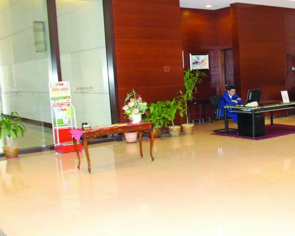 Фото Real Point Suites at Times Square