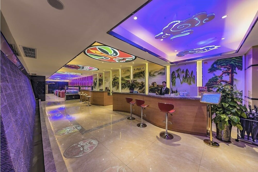 Фото Hollyston Hotel of Chengdu