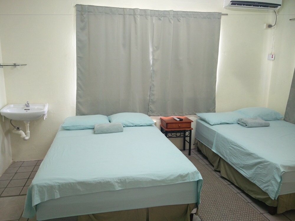 Фото Woodbrook on the Avenue