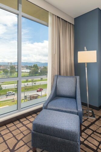 Гостиница Hilton Garden Inn Bogotá Airport в Боготе