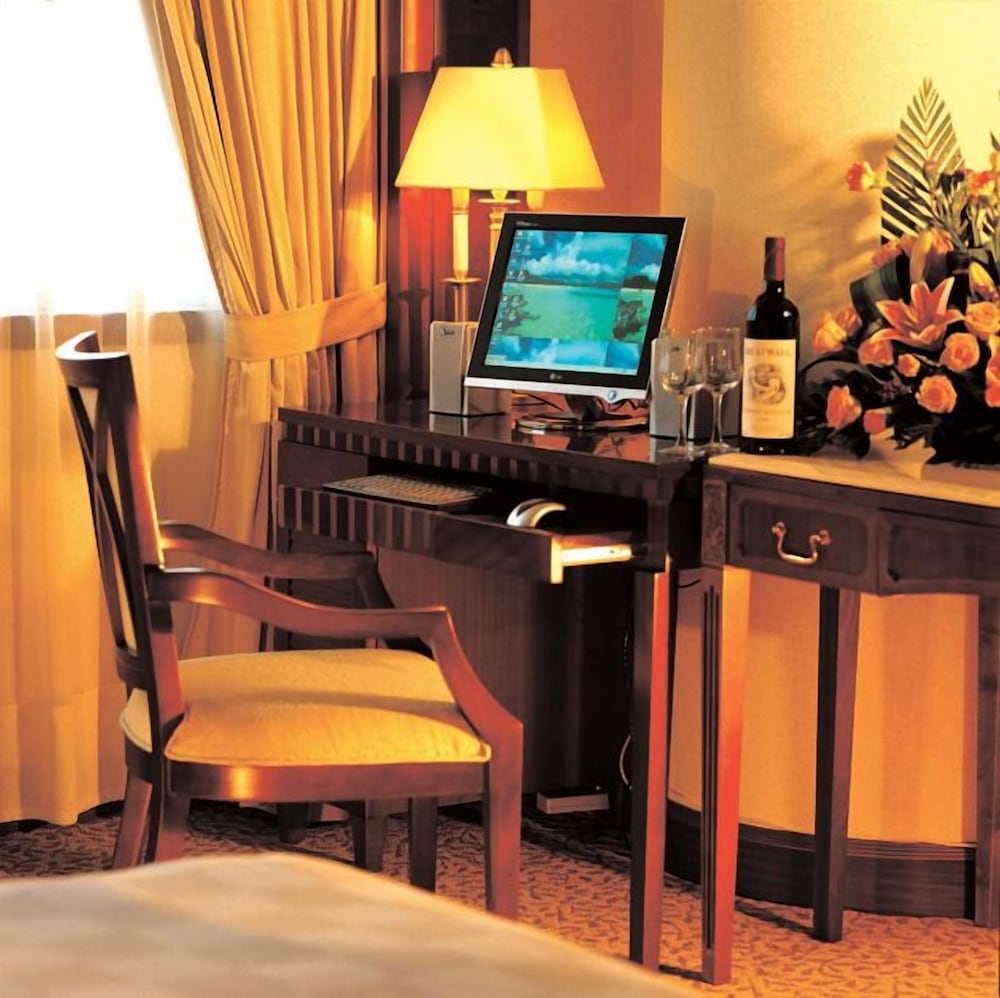 Фото Regal Palace Hotel