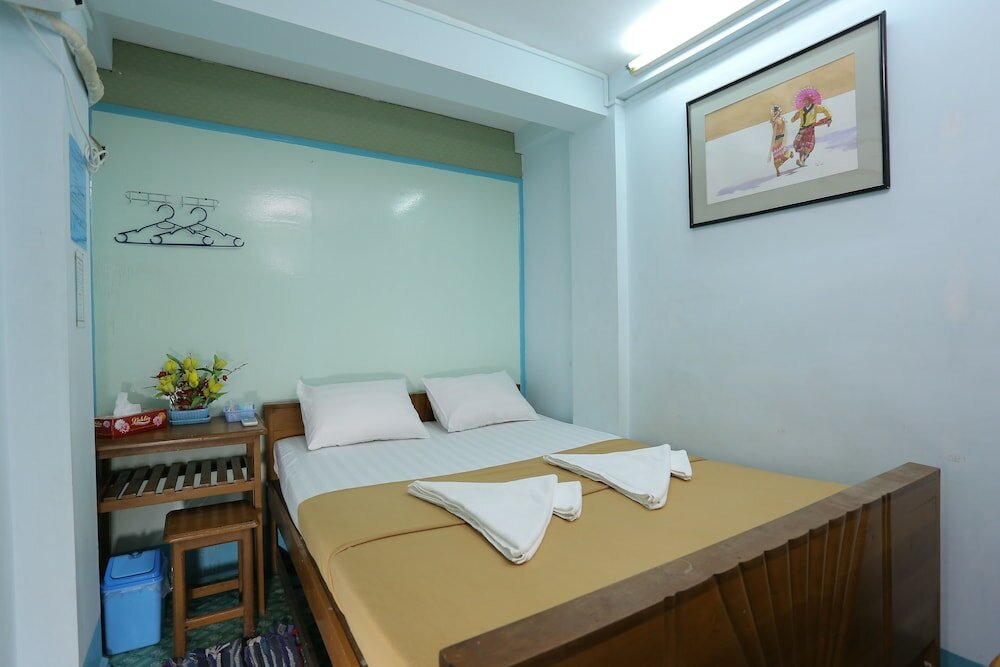 Фото Chan Myae Thar Guest House Yangon