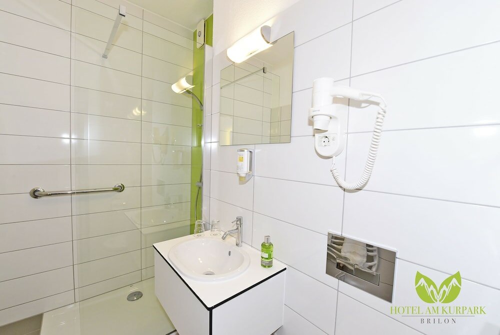 Фото Hotel am Kurpark Brilon