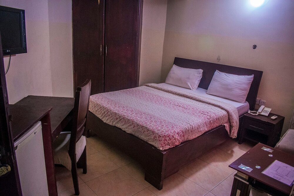 Фото Peerage Retreat and Resort