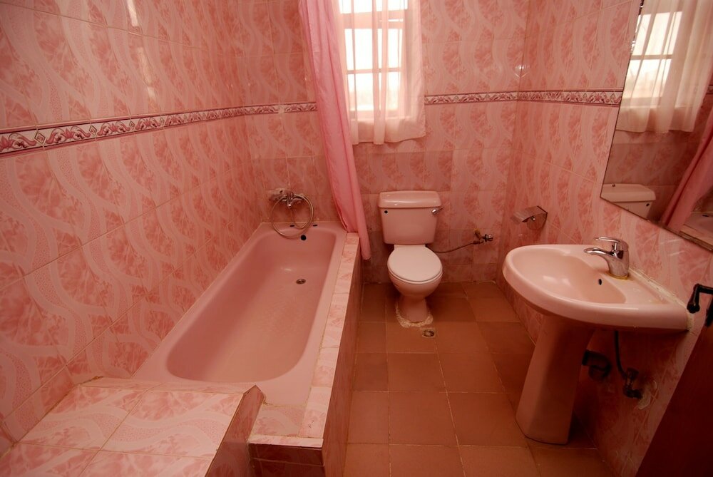 Фото Serob Legacy Hotels