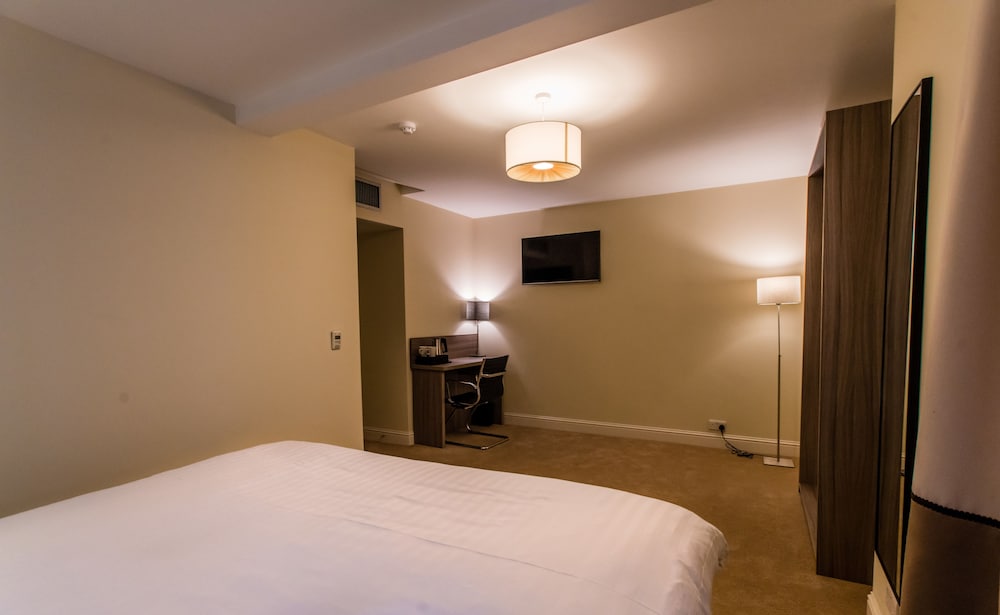 Фото The Coffee House Hotel