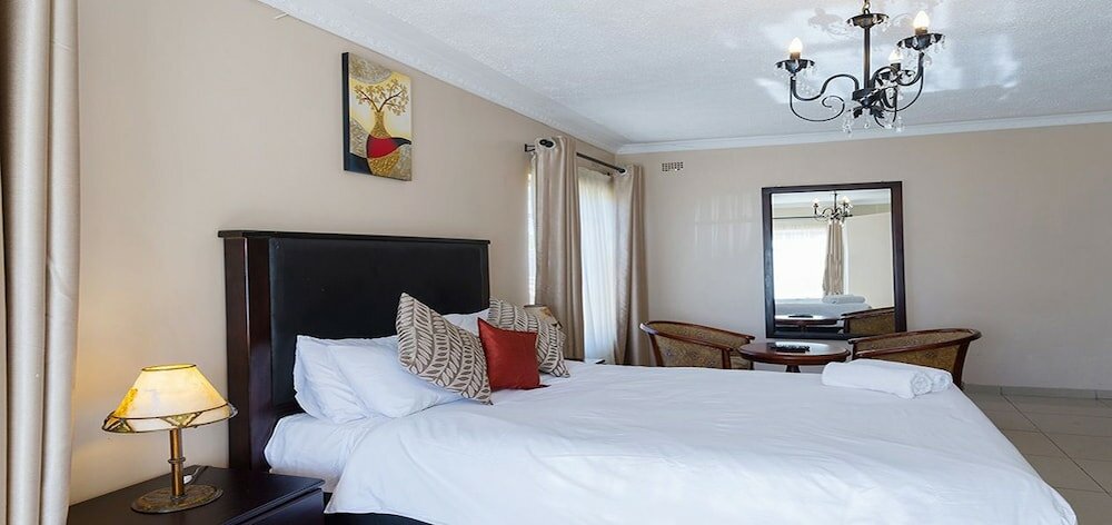 Фото Riverstone Guest Lodge