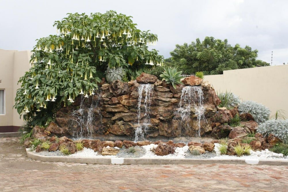 Фото Riverstone Guest Lodge