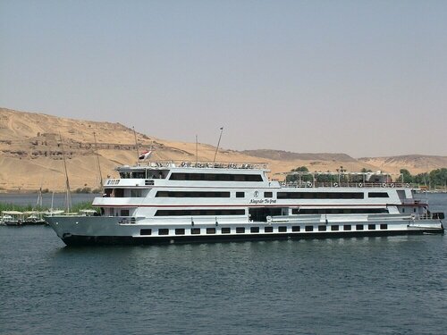 Гостиница Ms Alexander The Great Nile Cruise в Луксоре