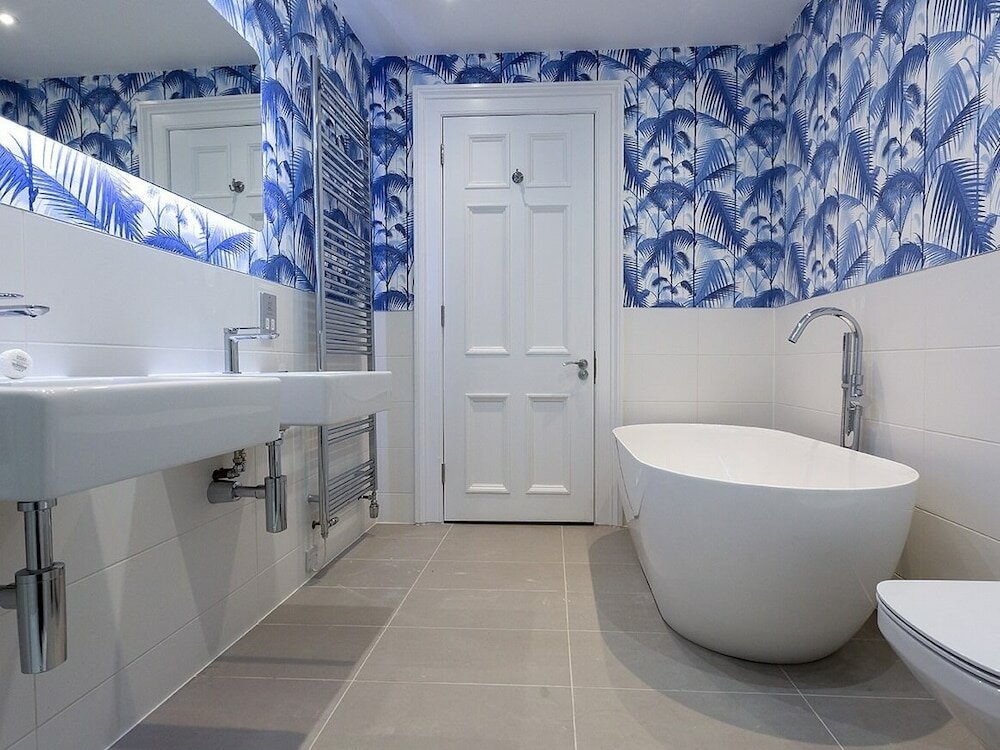 Фото The Lane Hotel