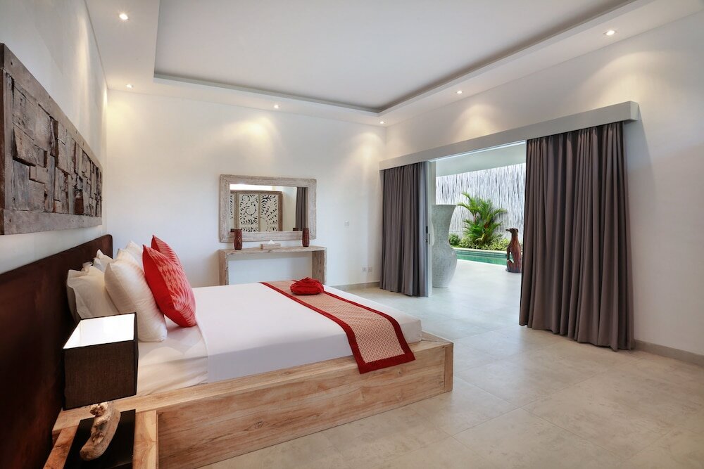 Фото Seminyak White Design Villa