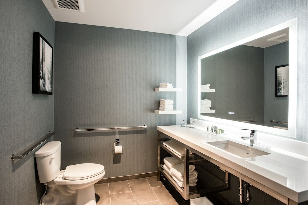 Фото Cambria Hotel Chicago Loop - Theatre District