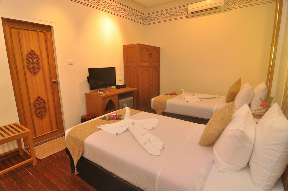 Фото Kaytumadi Dynasty Hotel