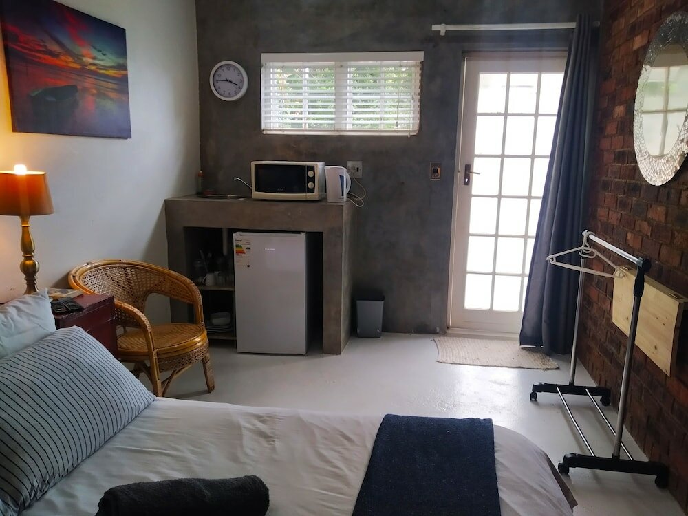 Фото Cottage Guesthouse