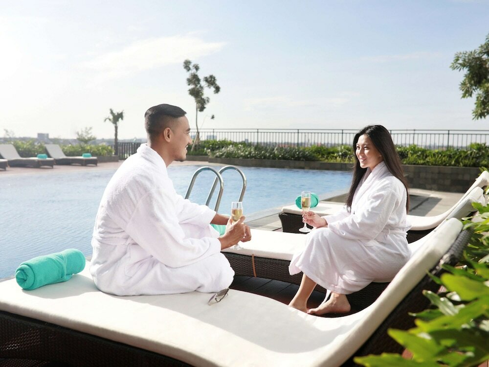 Фото Novotel Samator Surabaya Timur