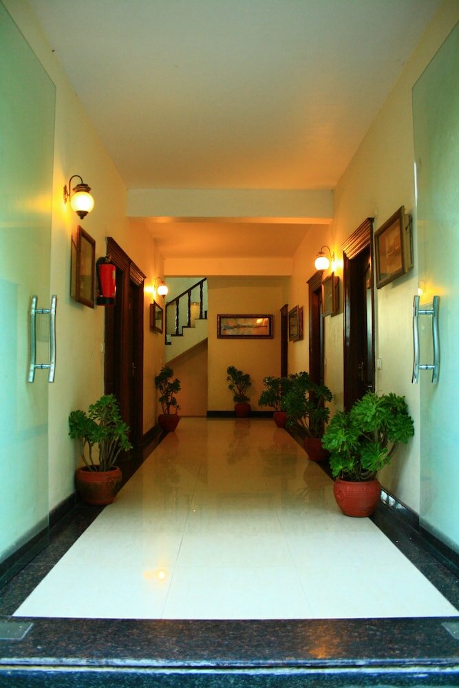 Фото Kasauli Castle Resort