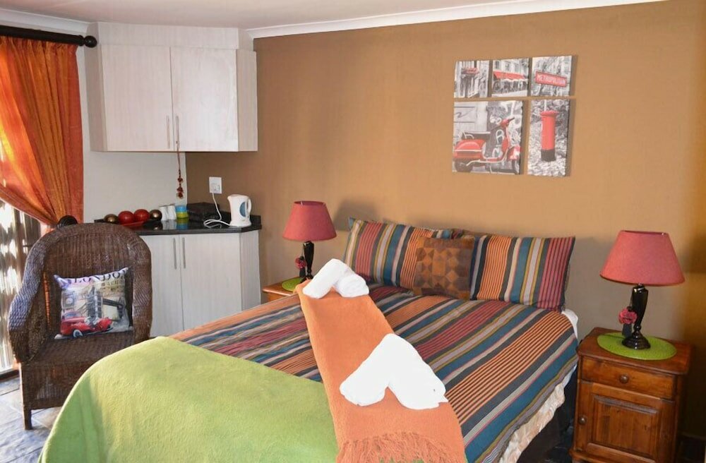 Фото Ikhanda Guesthouse